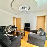 Family Three Bedroom Apartment Petrovac